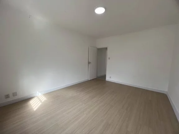 Imagem Charmoso Apartamento Mobiliado no Boqueirão, Praia Grande - SP