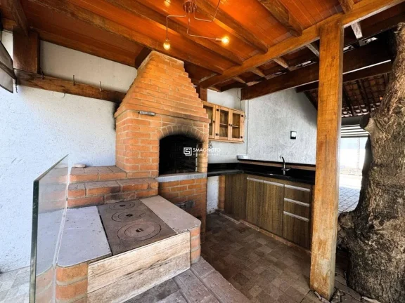 Imagem Sobrado com 3 dormitórios à venda, 186 m² por R$ 595.000,00 - Nova Pompéia - Piracicaba/SP