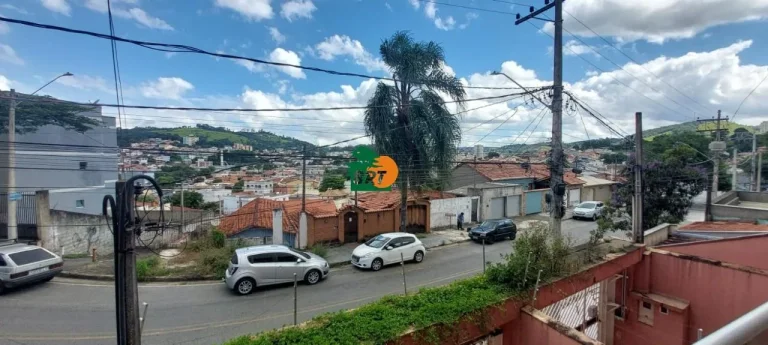 Imagem Casa para Venda em São Roque, Jardim Flórida, 3 dormitórios, 1 suíte, 2 banheiros, 3 vagas