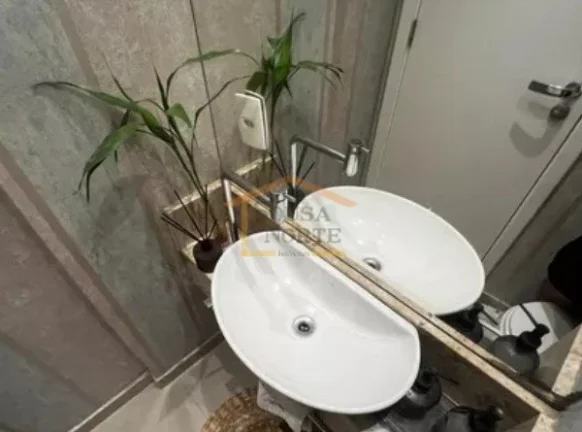 Imagem Apartamento com 87 m², composto por 2 dormitórios, 3 banheiros, possui varanda, box, armários nos...