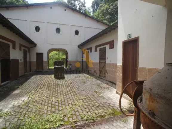 Imagem Vargem Pequena, maravilhoso sítio em local bucólico, com área total de terreno com 28.120m² - Vendo R$6.500.000,00