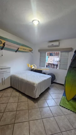 Imagem CASA GEMINADA A VENDA COM DOIS DORMITÓRIOS + MESANINO EM UBATUBA-SP