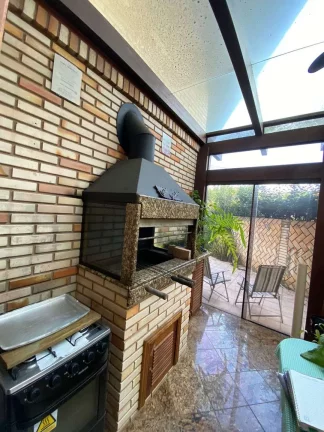 Imagem Casa à Venda em Jurerê, 08 Dormitórios, 06 Vagas Garagem, 330m2 - Florianópolis/SC