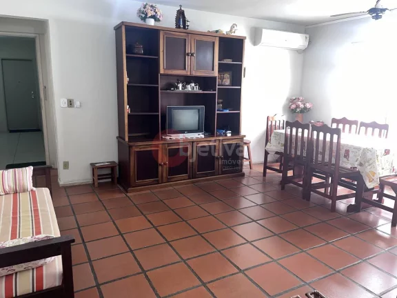 Imagem Apartamento linear, 3 quartos, próximo à Praia do Forte, Cabo Frio - RJ