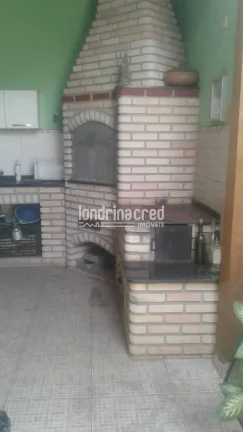 Imagem Casa à venda 3 Quartos, 2 Vagas, 200M², Jardim Neman Sahyun, Londrina - PR