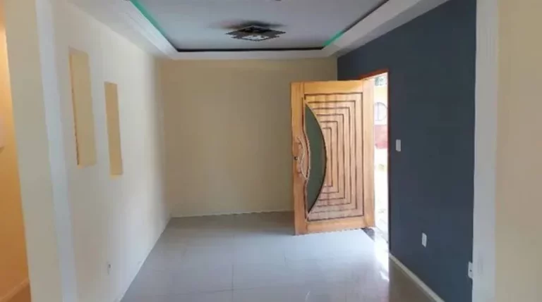 Imagem Casa à venda em Maricá, Vale da Figueira (Ponta Negra), com 3 quartos, 250m2