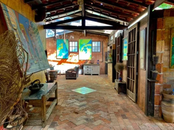 Imagem Charme, Estilo e Potencial Comercial: Espaço Único à Venda em Tatuí/SP