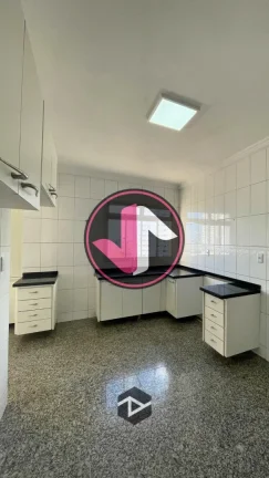 Imagem Apartamento à venda  Edifício Saint Laurent Localizado em uma das áreas mais valorizadas de Cui...