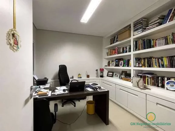Imagem Rua São João - Miolo Granja. 5 suítes, piscina, gourmet, quadra tênis!