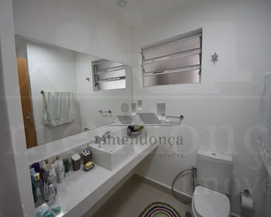 Imagem Apartamento reformado, living para 03 ambientes, 03 dormitórios sendo 01 suíte, banheiro social, c...