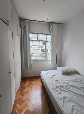 Imagem Apartamento de 2 quartos + dependência em Copacabana, 80m2.
