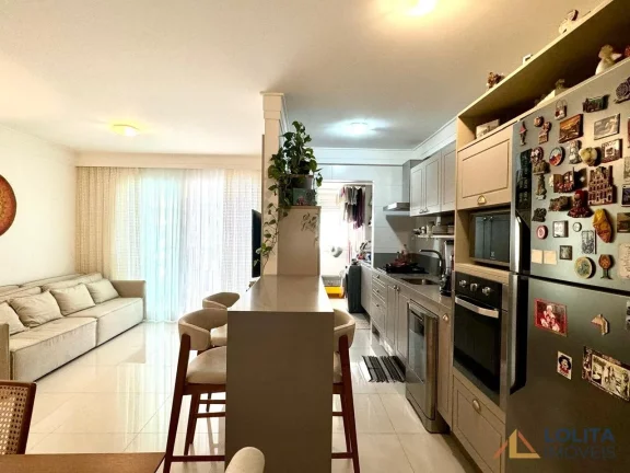 Imagem Apartamento à venda mobiliado com 2 suítes na Agronômica, Florianópolis/SC.