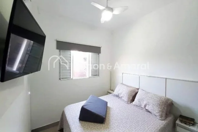 Imagem Casa isolada com 3 dorms , 1 suíte, sala e cozinha planejada. Ambientes com ar-condicionado e área...