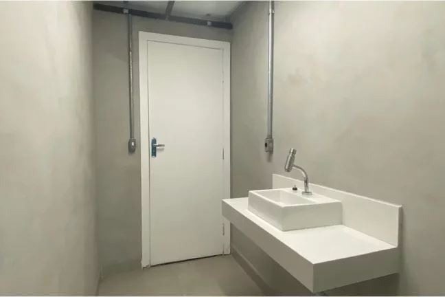 Imagem Salão Comercial Reformado na Lapa – Espaço Amplo, Versátil e Pronto para Sua Empresa!