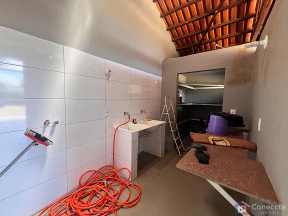Imagem Casa à Venda no Bairro Caiçaras – 2 Quartos, sendo 1 Suíte, Lote de 660 m² – Patos de Minas