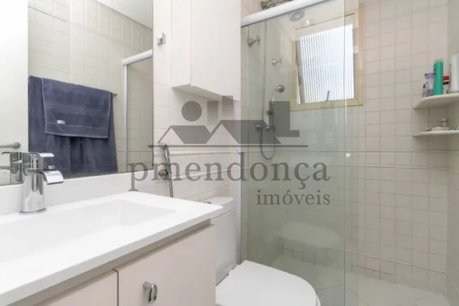 Imagem Apartamento em Perdizes com 4 quartos (3 sui­tes) e 3 vagas, 143m².