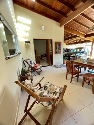Imagem Maravilhosa Casa a venda na praia das Toninhas, ótima localização!!!