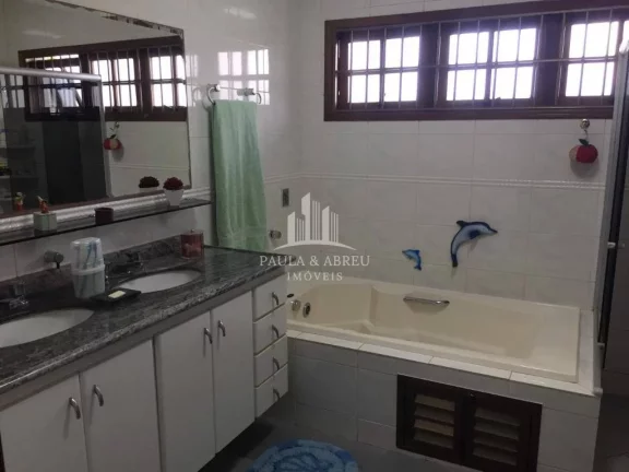 Imagem Sobrado Fantástico de Alto Padrão em Bragança Paulista-SP, Piscina e muito mais