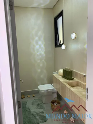 Imagem Casa de Condomínio com 4 Quartos e 4 suites à Venda, por R$ 4.800.000.00!