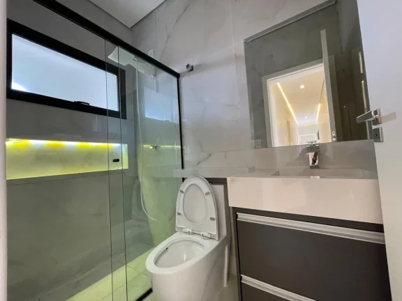 Imagem Casa Espetacular à Venda no Condomínio Portal Ville Jardim Europa, em Boituva