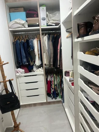 Imagem Apartamento com 93 m² 2 Dormitorios sendo 2 Suites 4 Vagas de Garagens
