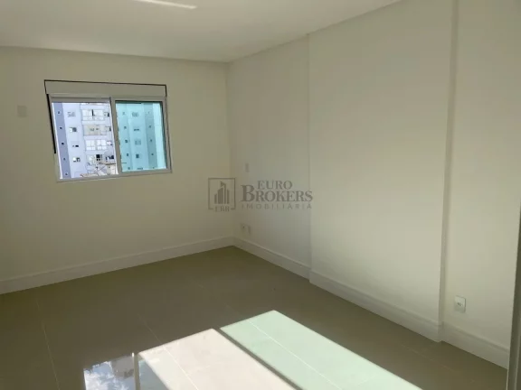 Imagem Apartamento Novo com 3 suítes à venda no Centro de Balneário Camboriú/SC
