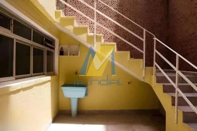 Imagem Sobrado Amplo à Venda - 438 m² com Edícula e Espaço Gourmet