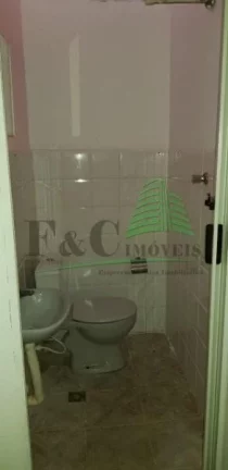 Imagem Casa para Venda em Piracicaba, Centro, 4 dormitórios, 1 suíte, 1 banheiro, 1 vaga