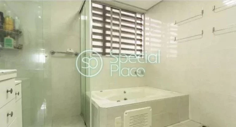 Imagem Excelente apartamento no coração do Itaim Bibi! Imóvel à venda, com 3 dormitórios, área de ser...