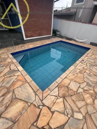 Imagem Casa para Venda em Atibaia, Jardim Dos Pinheiros, 4 dormitórios, 2 banheiros