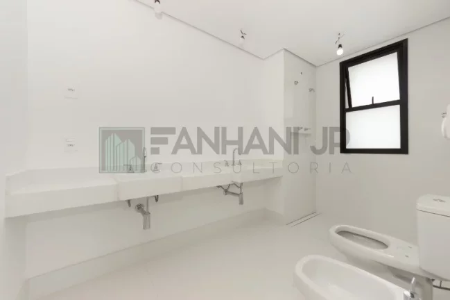 Imagem Imperdível: Apartamento de Luxo com 3 Suítes no Jardim Paulista, São Paulo - 208 m² e 3 Vagas de Garagem