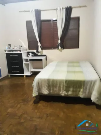 Imagem Oportunidade única: Casa no centro com 2 pisos independentes.