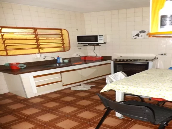 Imagem Casa à venda com 3 quartos, sendo 1 suíte, em Butantã, São Paulo - SP