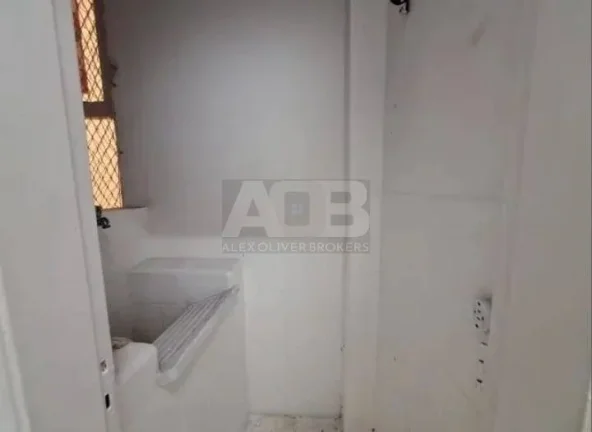 Imagem Apartamento à venda no Leme, 48m2, 2Quartos, na R. Dias Lopes.