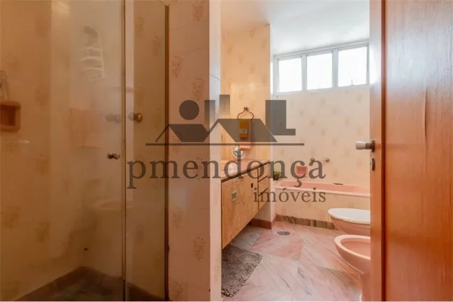 Imagem Apartamento proximo ao Shopping Higienopolis com 3 quartos e 1 vaga, 133m²