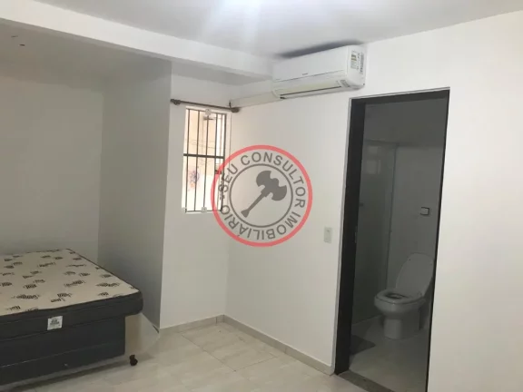 Imagem casa térrea, 3 quartos,2 banheiros ,lavanderia, garagem para 4 carros e churrasqueira, porteira fechada, otima localização