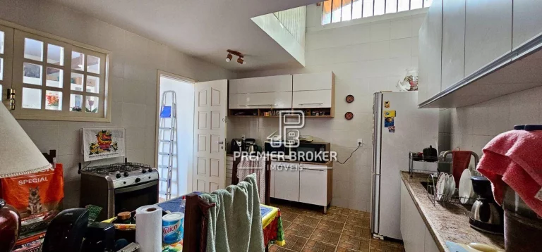 Imagem Casa à venda, 144 m² por R$ 800.000,00 - Comary - Teresópolis/RJ