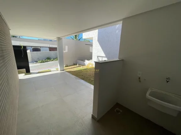 Imagem Excelente oportunidade de adquirir uma belíssima casa geminada no bairro Santa Mônica, em Guarapar...