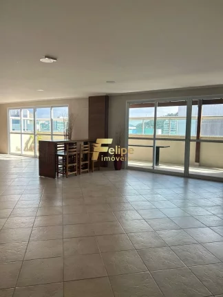 Imagem Este AMPLO E CONFORTÁVEL apartamento de 130,00 m2 de área está localizado no coração da cidade.