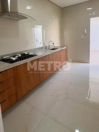Imagem Casa à venda no Colinas do Rio com 3 quartos, sendo 1 suíte, PETROLINA - PE