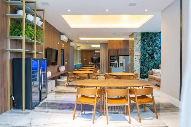 Apartamento com 4 Quartos à Venda, 198 m² em Meia Praia - Itapema