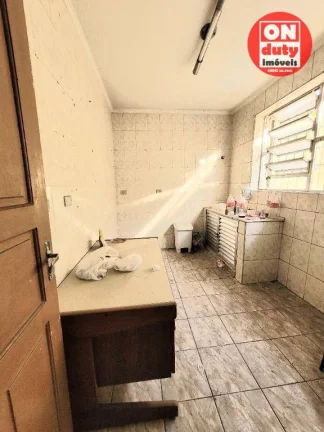 Imagem Loja para alugar, 240 m² por R$ 10.133,85/mês - Chico de Paula - Santos/SP