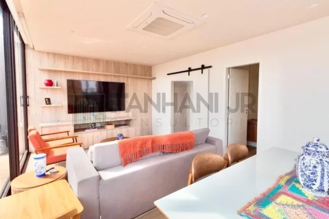 Imagem Apartamento de luxo na Vila Progredior, São Paulo-SP: 2 quartos, 2 suítes, 3 salas e 3 vagas de garagem.