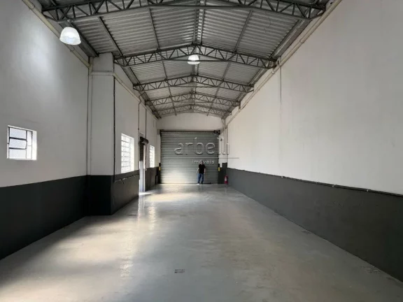 Imagem Galpão com área total de 310 M² e 170 M² de área construída, escritório, 4 banheiros e depós...