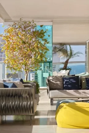 Imagem A 5ª Avenida Imóveis selecionou essa belíssima unidade no Edf. SOLAIRE - Ladeira da Barra: Apartamento excepcional de altíssimo padrão, refinado!!!