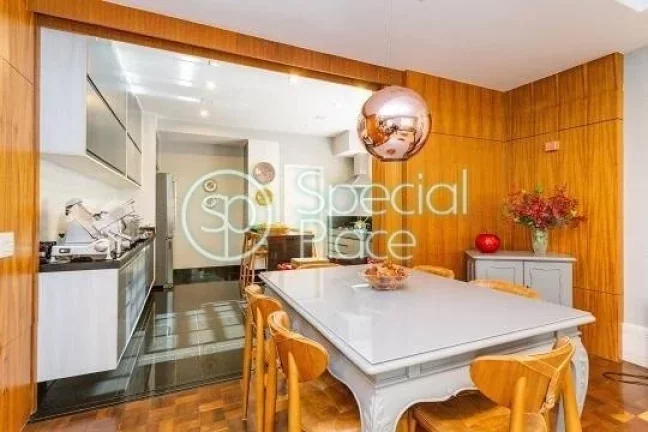 Imagem Apartamento com 154mÂ² no Jardim AmÃ©rica Reformado, modernizado e pronto para morar Living para trÃ...