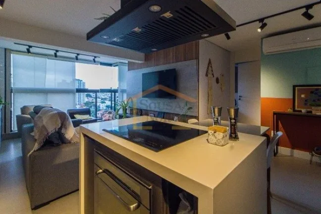 Imagem Apartamento reformado com 55m², 2 dormitórios, sendo 1 suite, 2 banheiros e 1 vaga de garagem. Pos...