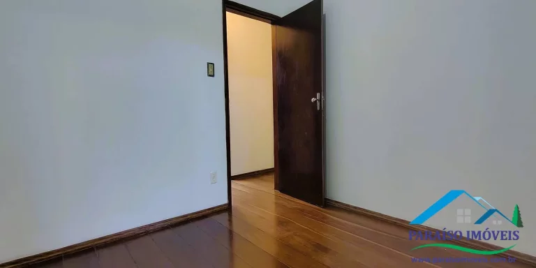 Imagem Oportunidade Única de Investimento e Moradia no Coração de Paraisópolis, MG