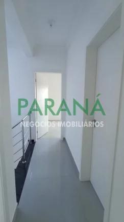Imagem Sobrado novo a venda com quintal de 125 m², face n