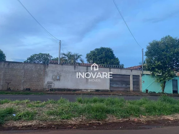 Imagem Casa com 3 dormitórios à venda, 125 m² por R$ 285.000,00 - Setor Nossa Senhora da Saúde - Itumbiara/GO